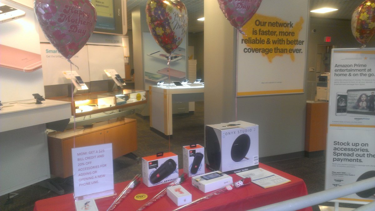 sprint store tweet media