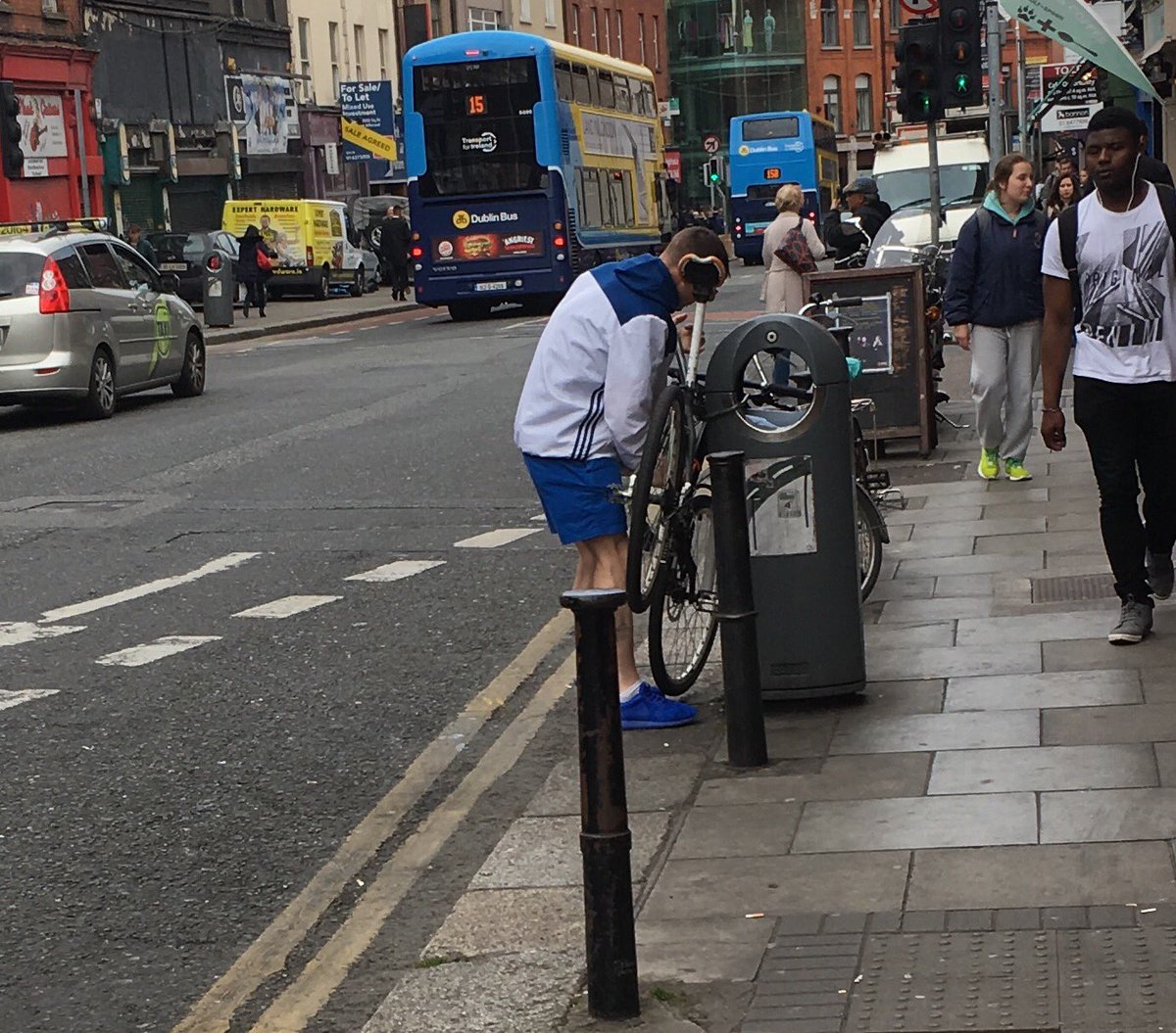 KevinODonnell2's tweet photo. Anyone have a bike robbed from outside DBS or @WhitefriarGrill this is your man https://t.co/fKDSY4ebOZ