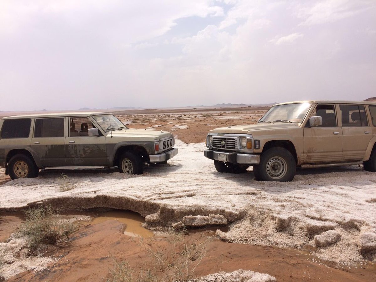 rayan22223's tweet photo. برديه جبل المطيوي شرق شمال السليمي تصوير نواف الاحمدي https://t.co/aGDdQ1KW3D