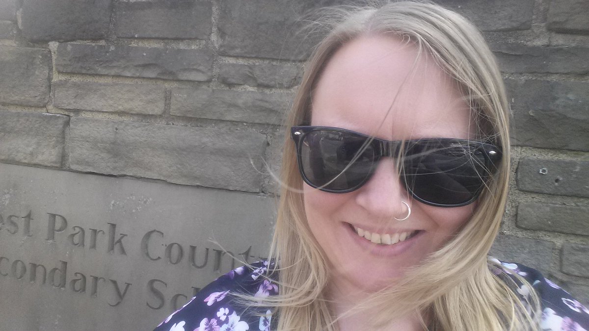 stirli02's tweet photo. Q7 selfie for #beckettsteps treasure hunt with @DebbieMN https://t.co/Bf2glIfFUw