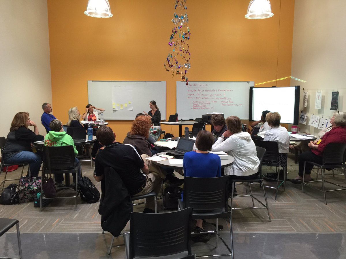 boydbrian's tweet image. Jenn Reid leading a great #PBL Residency at @Dayton_STEM #STEM #OSLN #Dayton