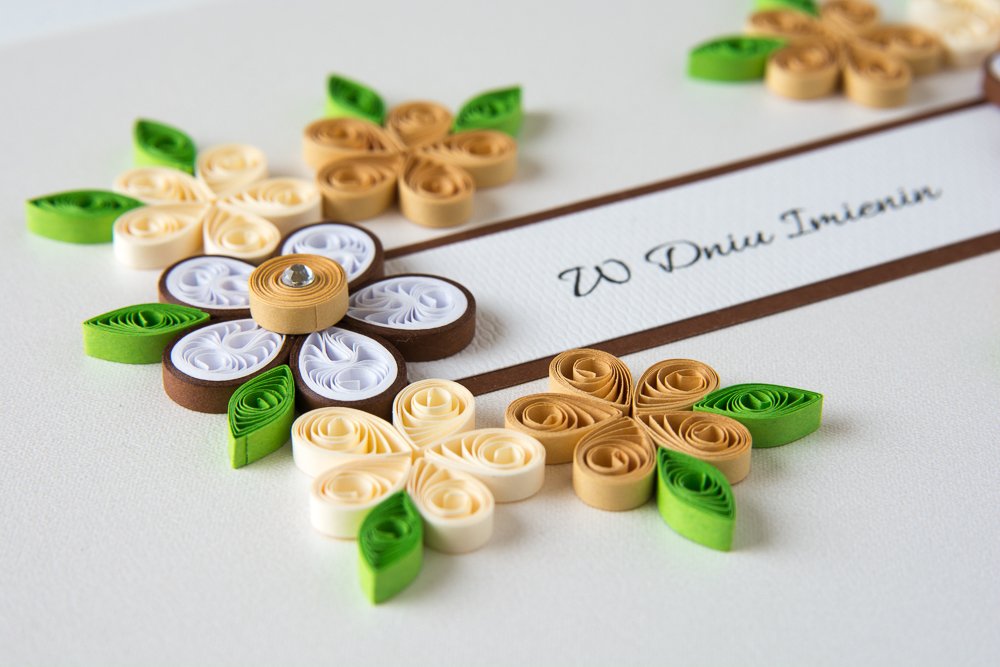 PaperParadise's tweet photo. #New card on the #blog! https://t.co/ejXlUyjuJI #handmade #invitations #cards #etsy #quilling #flowerpower #unique https://t.co/BzLs5y3TY7