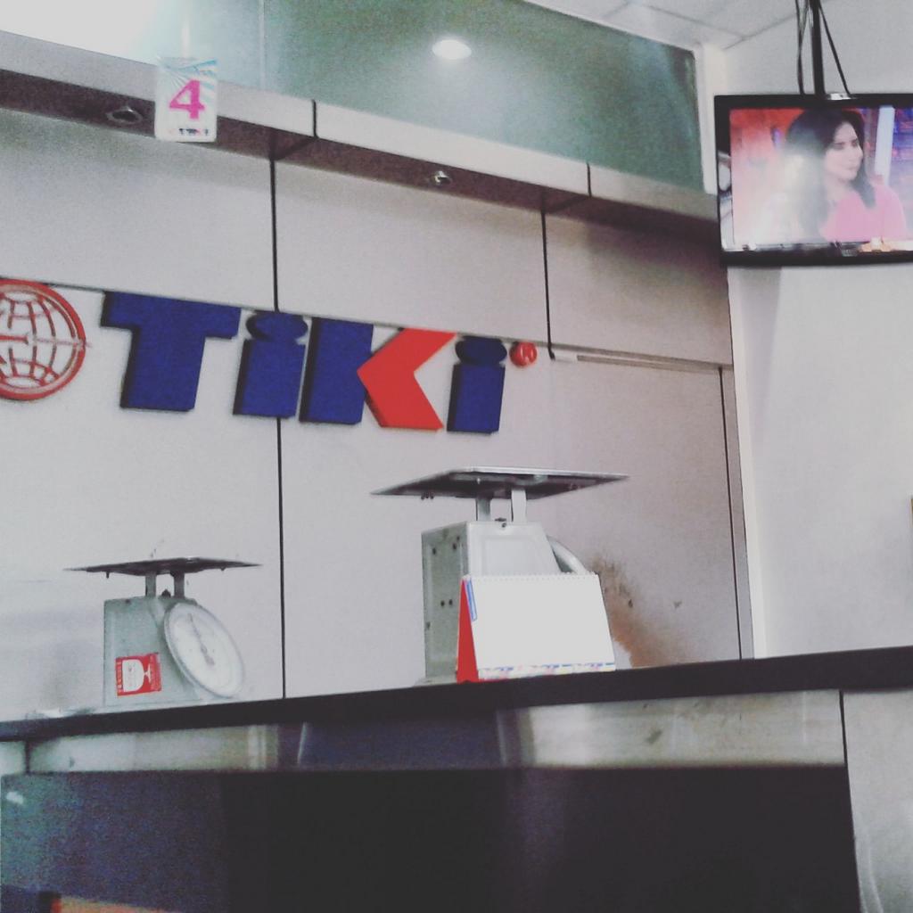 NoResi 26 APRIL 2016
1. Gilang 14986643132
2. Hendrik 14986643129
4. Rohma TGRG401252653916
5. Lina TGRG401252644116