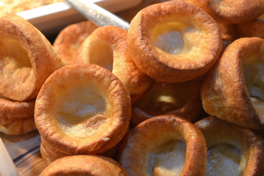 We check out the all-new roast at The Book Room <a href="/HiltonCambridge/">Hilton Cambridge</a> bonewhitechina.co.uk/review-the-boo… #sundayroast