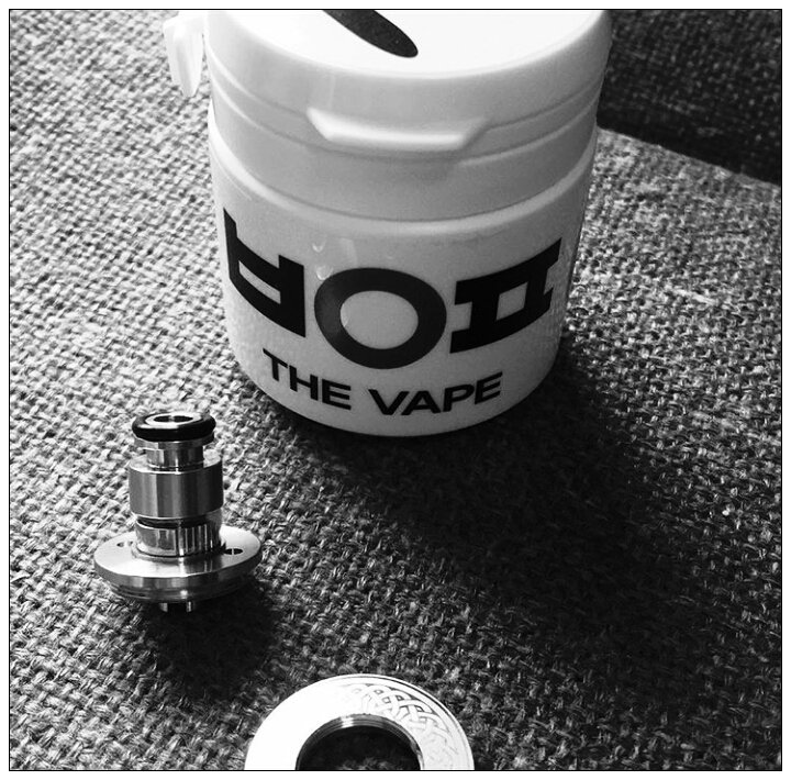 trickyqooo's tweet photo. 🎣 • Pico CLR Adapter Kit 私の友人ヴィッキーは、贈り物として私にそれを与えました！どうもありがとう！！！

#vapeon #vapelife #vaporizer #vapelyfe #電子タバコ 🐟💨 https://t.co/Fuh4RZbd8D