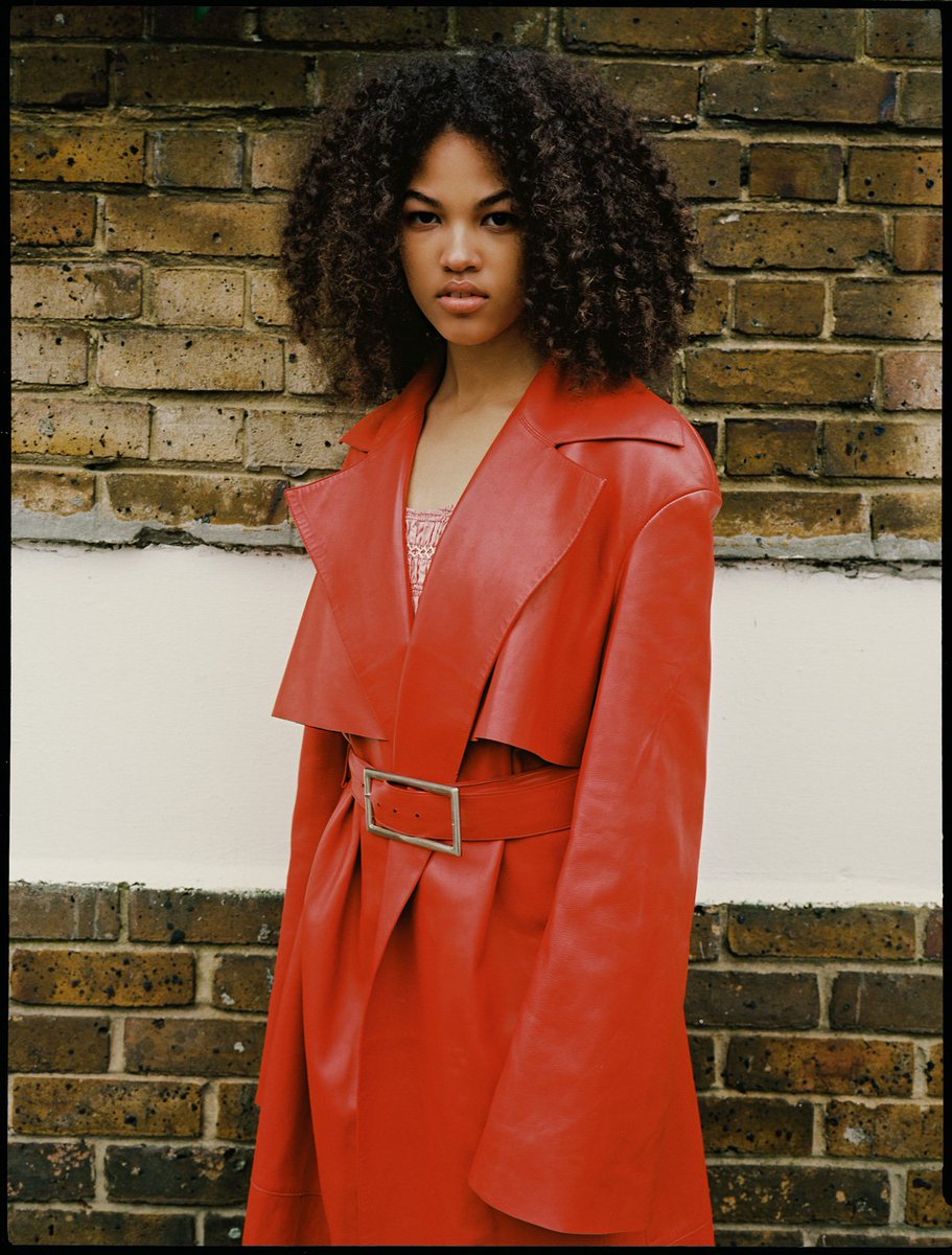 Take a stroll with Igor Termenón and Alicia Ellis
bit.ly/23ujpXS