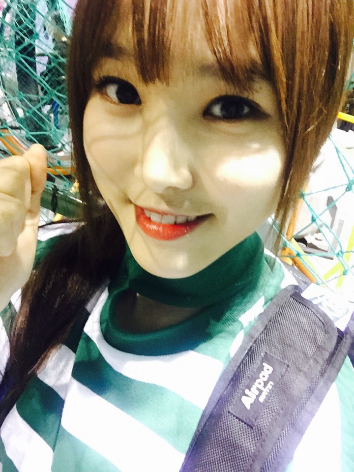 GFRDofficial's tweet photo. #여자친구 #GFRIEND #소원 #유주 #장신라인 서울은 비가 온다고 하던데 다들 잘 계신가요? 저희는 어제 오늘 즐겁게 지내고 있어요. 모두 행복한 저녁 보내세요❤️ https://t.co/fQKyQmA1t9