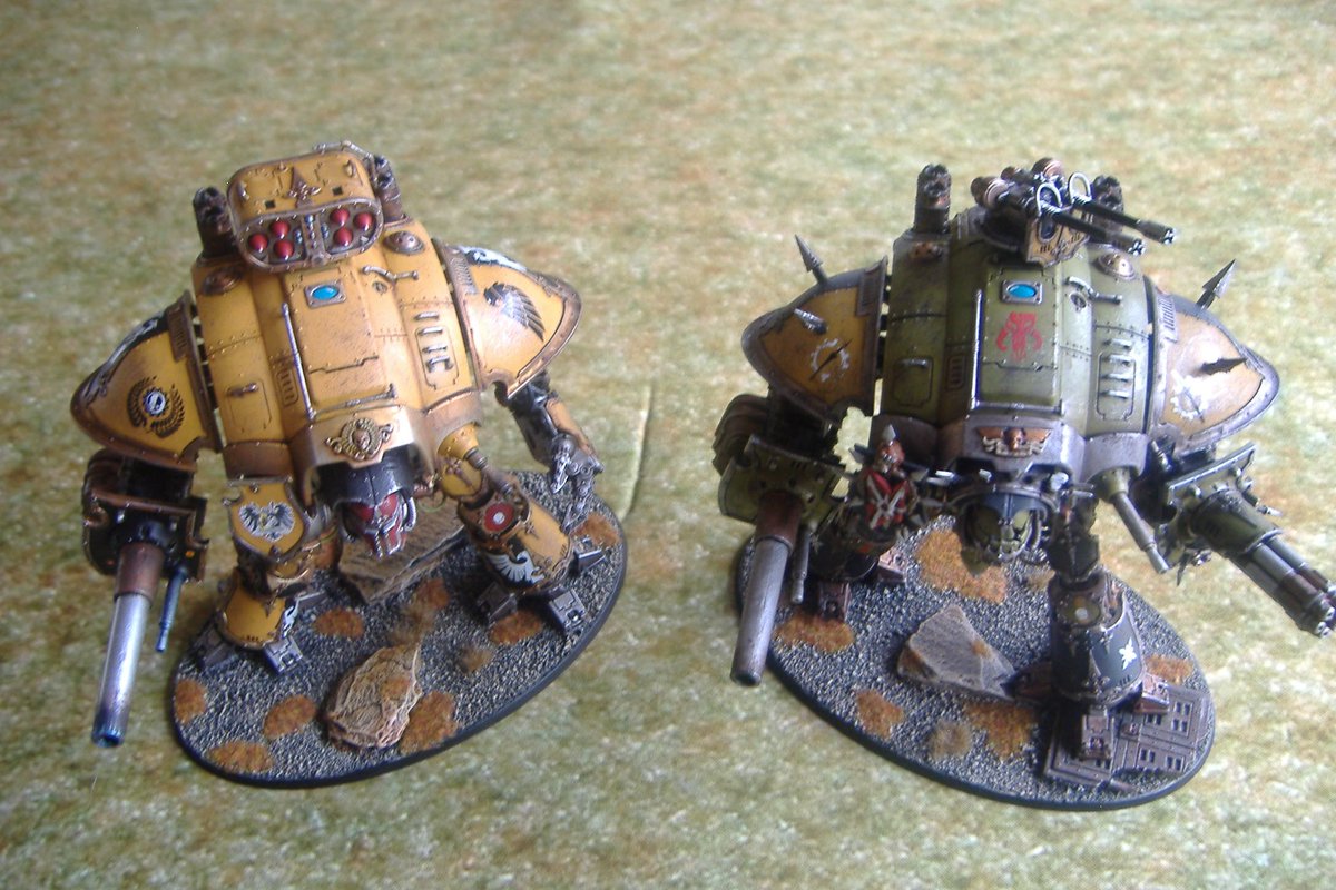 MiniPainter619's tweet photo. So here is #BobaFett Renegade #ImperialKnight vs one from House Hawkshroud #40K #Warmongers https://t.co/pcA6Y5KfEw