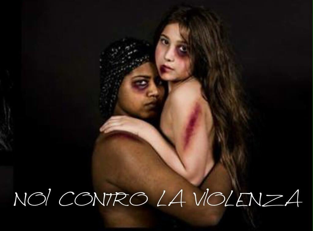 mariannagraz's tweet photo. Stop violenza https://t.co/OBO3B7mTzv