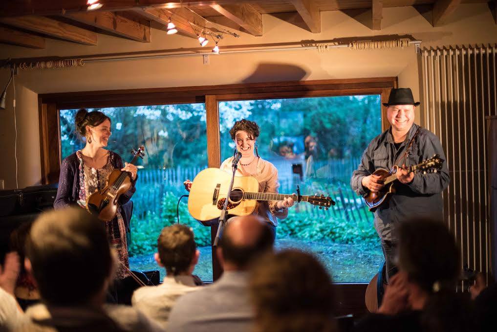 kyleannecarey's tweet photo. House concerts in #Belgium have proben to be most beautiful, and oh-so-heartening. Songs in front of a garden = ❤. https://t.co/ojKqAPL0zB