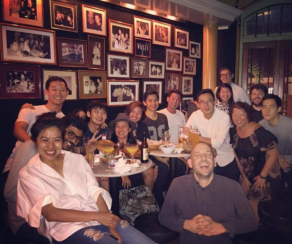 sir_poves's tweet photo. Get together 😍 #ideosingapore https://t.co/JB85iCOpAs