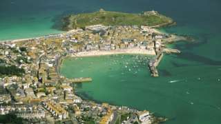financialuk's tweet photo. St Ives referendum: Second homes proposal approved by voters @BBCNews https://t.co/tAchnzwWl6 https://t.co/hFKunegrCg