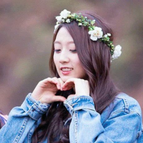 lacimolalalal's tweet photo. @ganxsboyx @BTSKSJ_92 @lovlyzkei @lvlyzyja @namjaafg @namjapy TUHH https://t.co/foAq98cGSm