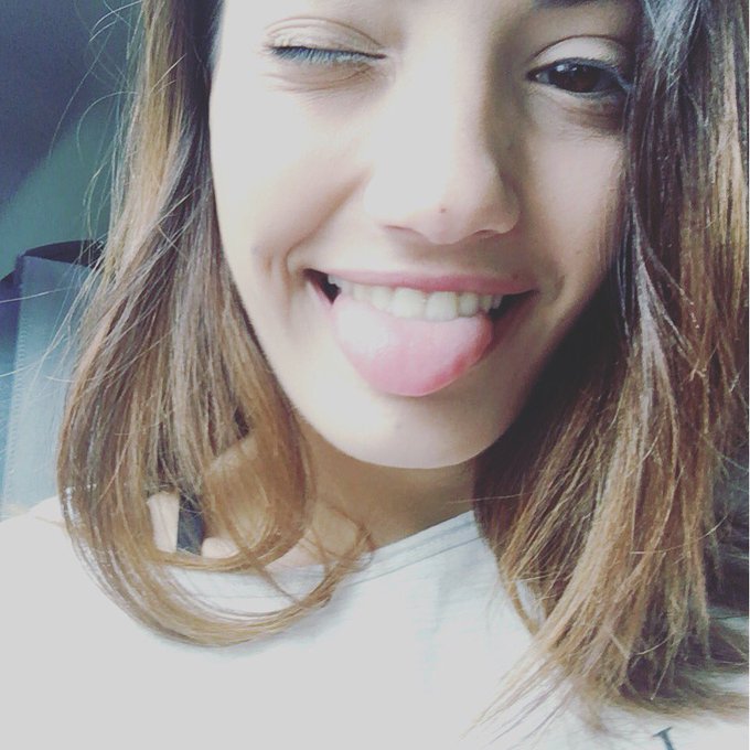 Oseaaaaaaaaa HELLOOOU? https://t.co/YkGGI1ORzJ