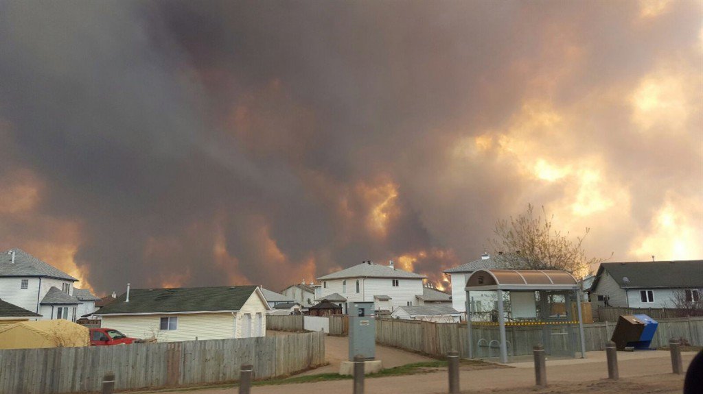 TourismAb's tweet photo. RT @1310NEWS: #Alberta premier looking at what comes next for victims of #FortMacFire: https://t.co/DPDRywCCVa https://t.co/YJit6BLnLc