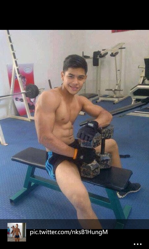 AlejoEdrian tweet picture