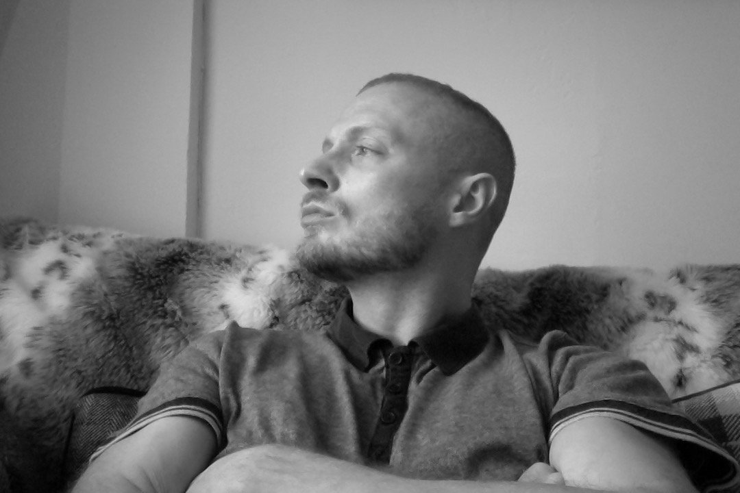 Greg0wen's tweet photo. I'm so impressed that at almost 36 - I am FINALLY able to grow something that resembles a beard! #gayboyissues https://t.co/LJyYtCxTDb