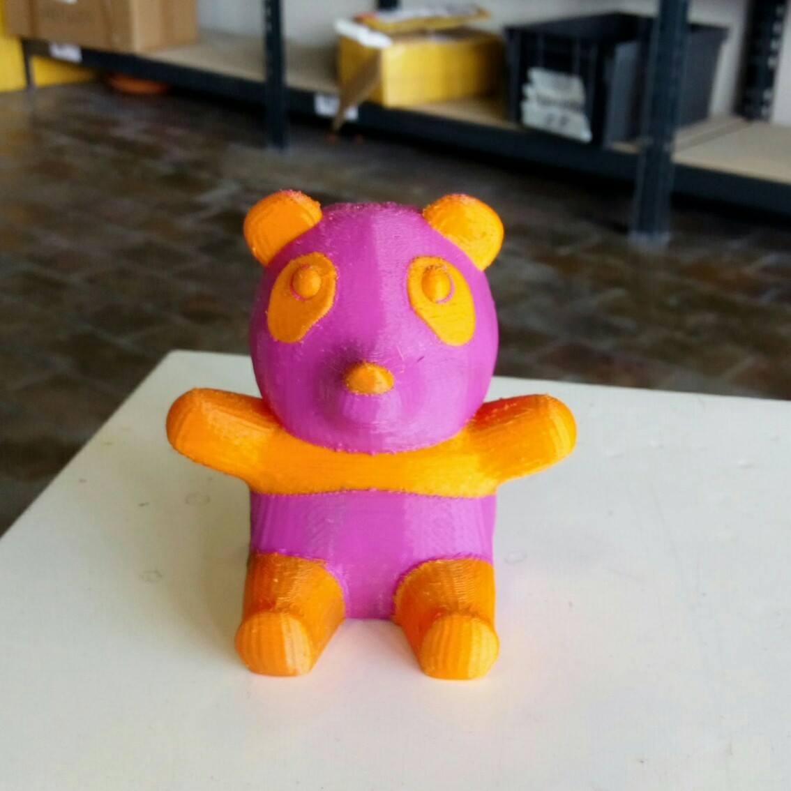 Dagoma3D's tweet photo. @lbstephane @lorenp4 @geekincfren en attendant voici un petit aperçu d'objet bicolore imprimé avec l'#explorer350 ;) https://t.co/MXmTL6RdJV