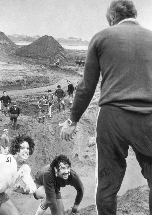 VintageFooty on Twitter: "Leicester manager Jock Wallace takes Gary Lineker  & his teammates through a tough preseason training session 1978… "