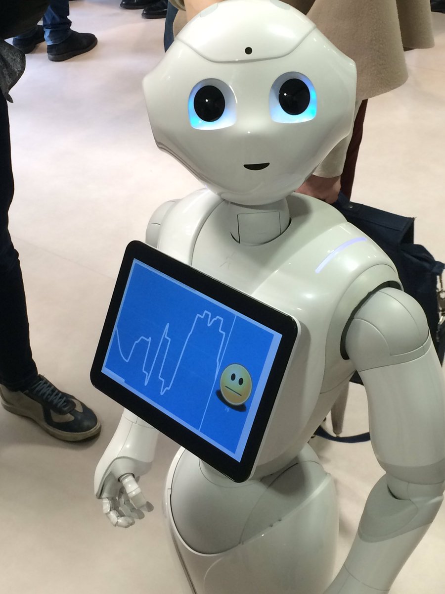 ..e niente, abbiamo parlato un po' e poi ci siamo fatti un #selfie #aldebaran #pepper <a href="/saracenrobot/">SARACEN Robot</a> #robot4autism