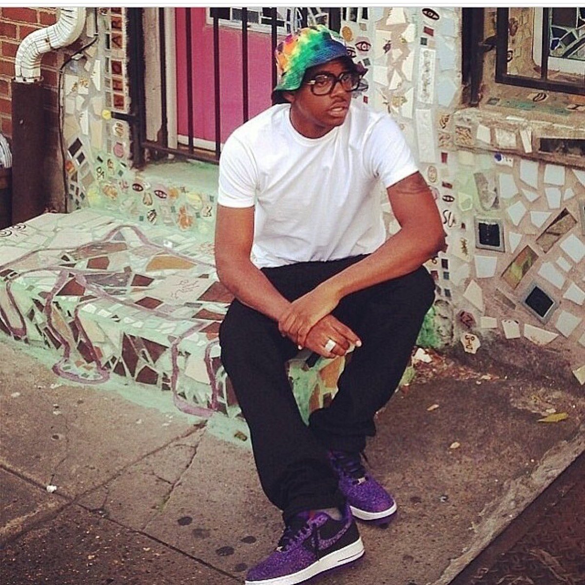 JimmyFMoore's tweet photo. legends live foreverโ๏ธ happy birthday bro ๐ #MoMoniMoProblems #MonPDay #SwaggChamp https://t.co/UdcctxMidM
