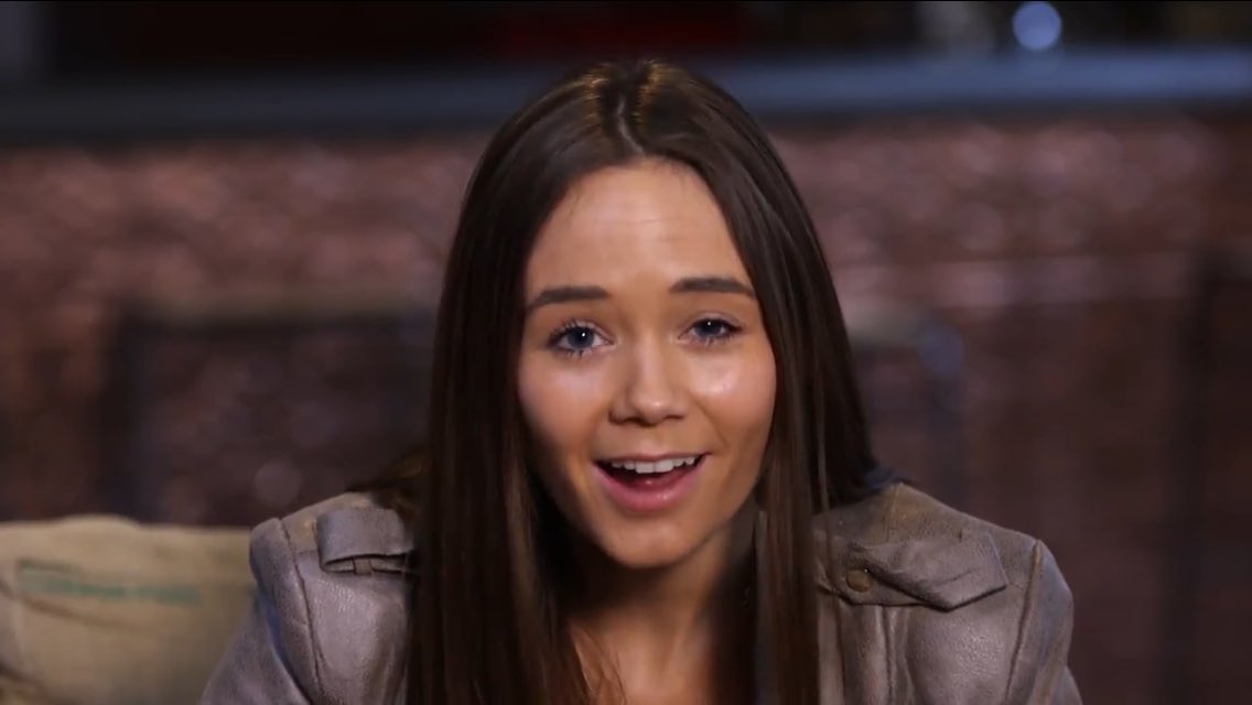 SupportingDaisy's tweet image. Daisy in the #Chips4Charity video! 🙌🏻💕