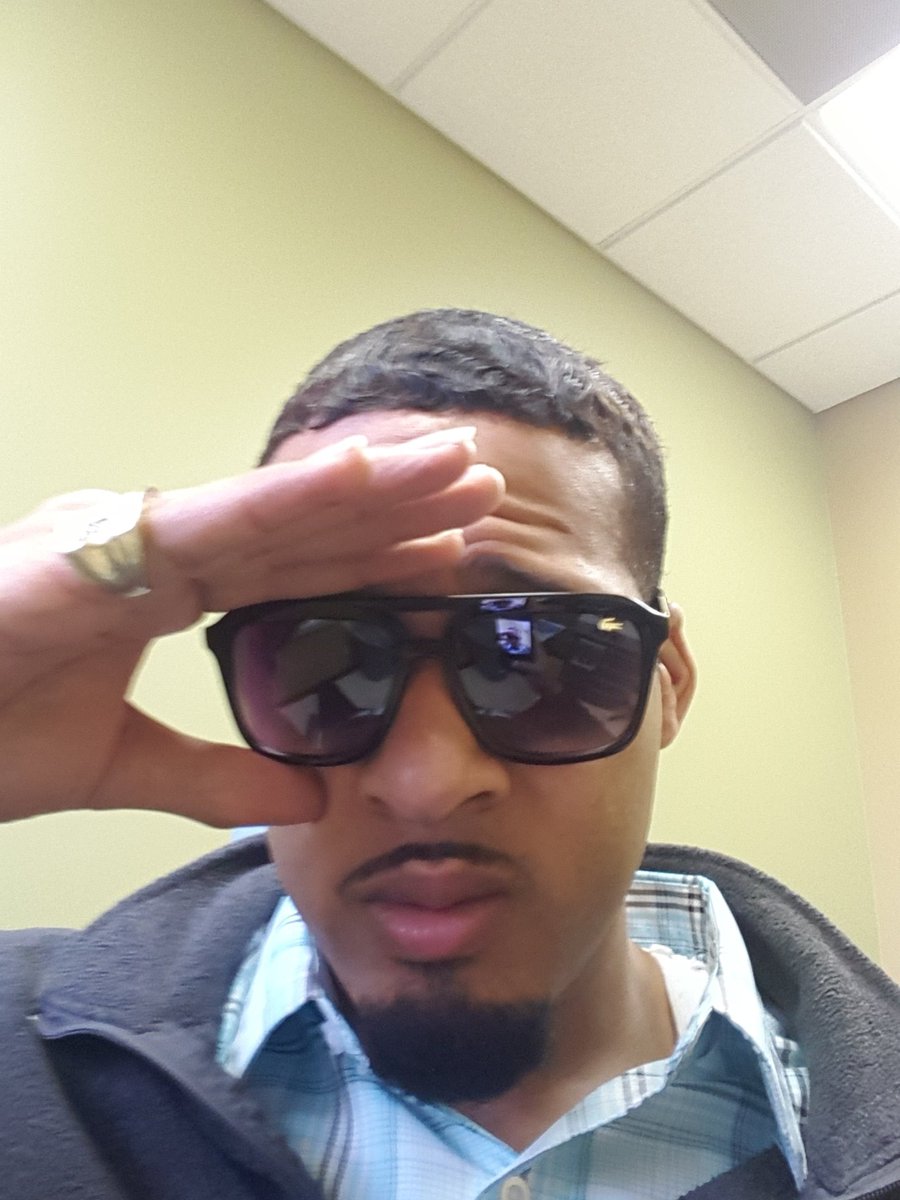 Yaklord23's tweet photo. @SwishaATM @ThaRealDreA1 yeah I'm tweeting now lol https://t.co/neYKDo8IzH