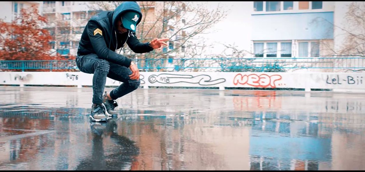 Zerfry's tweet photo. "Si ton argent fait pas ton bonheur, ba j'te le prends gros..."
👇🏾👇🏾
https://t.co/KcPRzHUmcs
#Forme2 #SuperHéros https://t.co/cuezUMNrr2