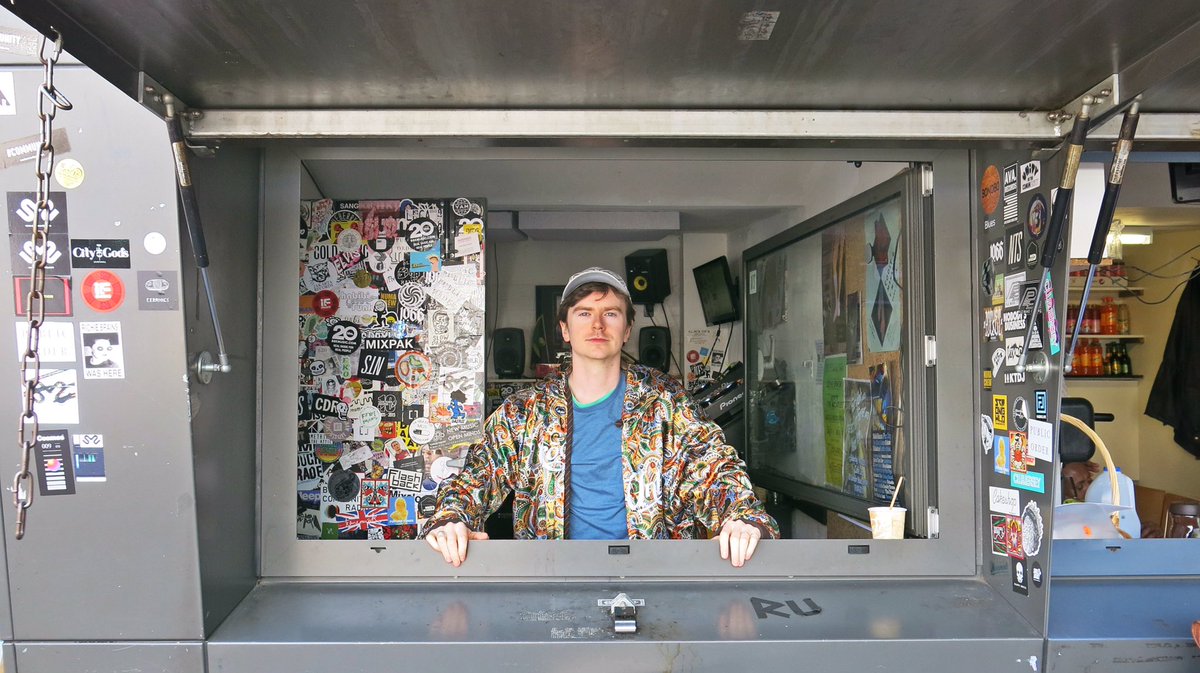 Live w/ @ollycoates, playing us some Arthur Russell, Throbbing Gristle and more... nts.live