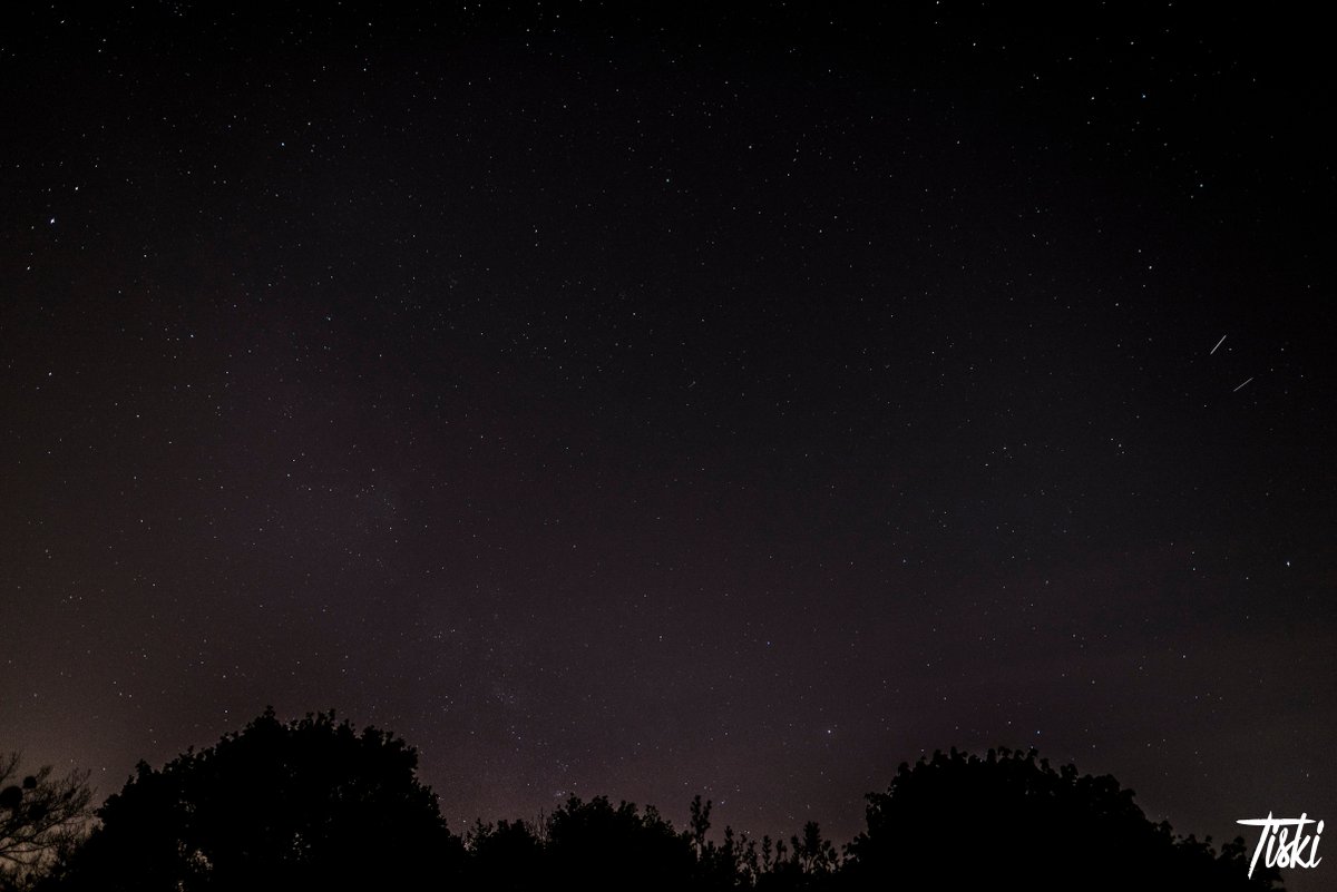 tiskiphoto's tweet photo. Paris, Ile-de-france 6 mai 2016 4h27
#meteorshower #meteorshowertonight #Stars https://t.co/jlbubzYb3n