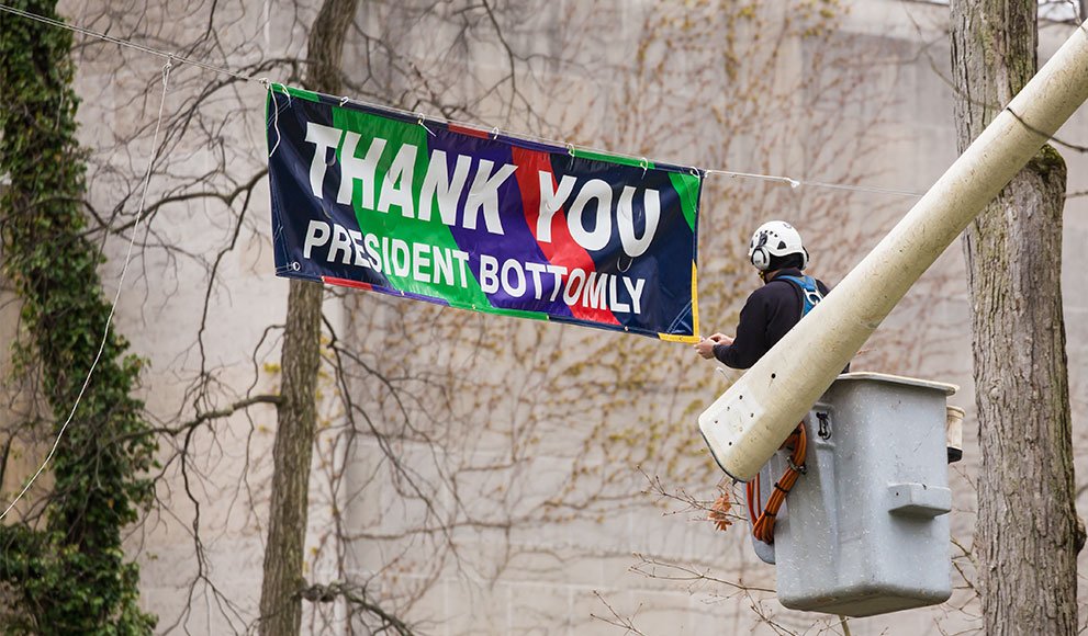 Join us on the Chapel Lawn at 11:30 for #HKBSpringFest! bit.ly/21DXdev