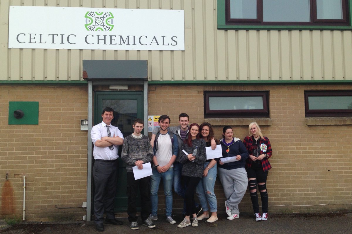 BridgendLabTech's tweet image. L2 Applied Science visit to local Celtic Chemicals! #lablife #labtechduties @bridgendcollege @spirotte