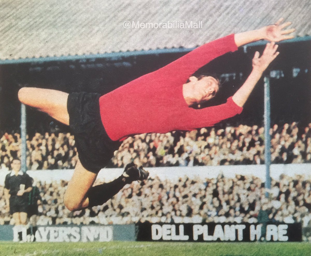MemorabiliaMal's tweet photo. Bill Glazier #SkyBlues 1969/70
@Coventry_City @SkyBluesTalk @TheSkyBlueTrust @gmkonline @CovTel_CCFC #Coventry #PUSB https://t.co/PrHoT32Y0o
