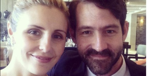 Onlangs te sien in <a href="/kykNETtv/">kykNET TV</a>  se ‘Die Boekklub'. Môre trou die aktrise <a href="/RoelineDaneel/">Roeline Daneel</a> !
bit.ly/1WNGwMR