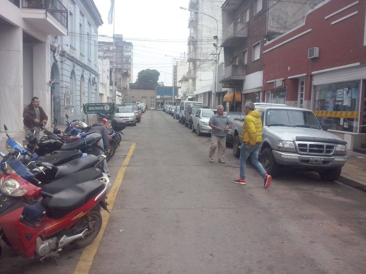 tomamate10's tweet photo. Para cuando el #ChauAuto en #Pergamino https://t.co/ZupxNCeDfA