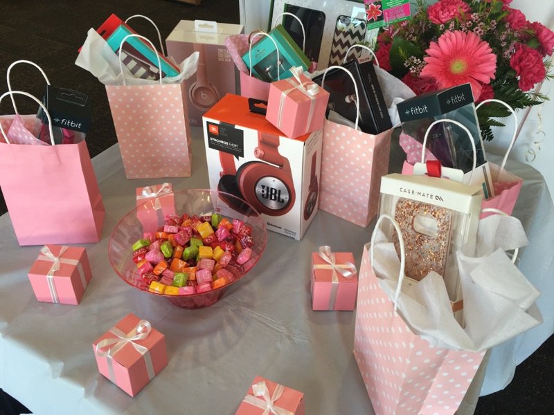 We just want to celebrate Mother's Day a little early!!!
@SprintCentralTX @Sprint
#sprint4sa #CentralTXMayMadness