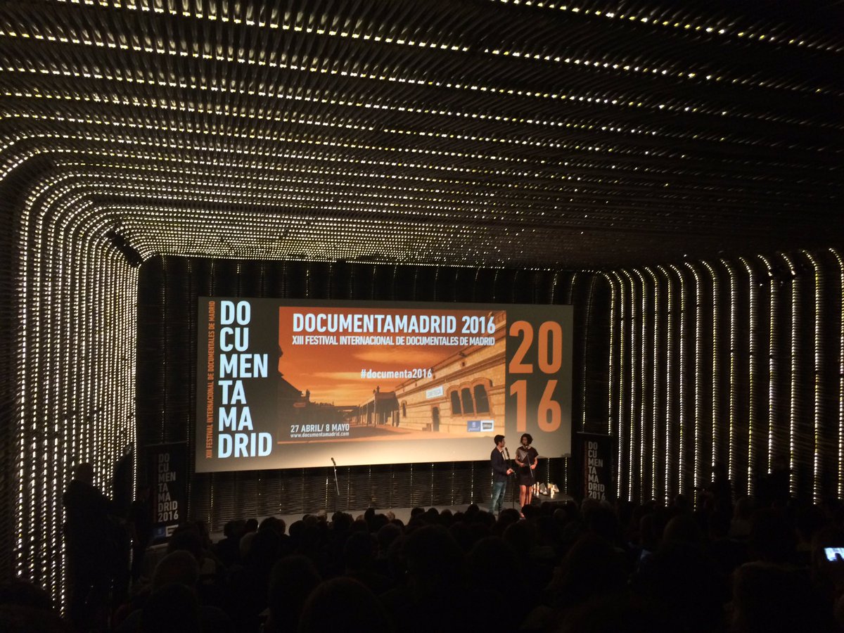 DocumentaMadrid's tweet photo. Comienza la gala de clausura de #documenta2016 @cinetecmadrid https://t.co/E6Xo3v5ajR