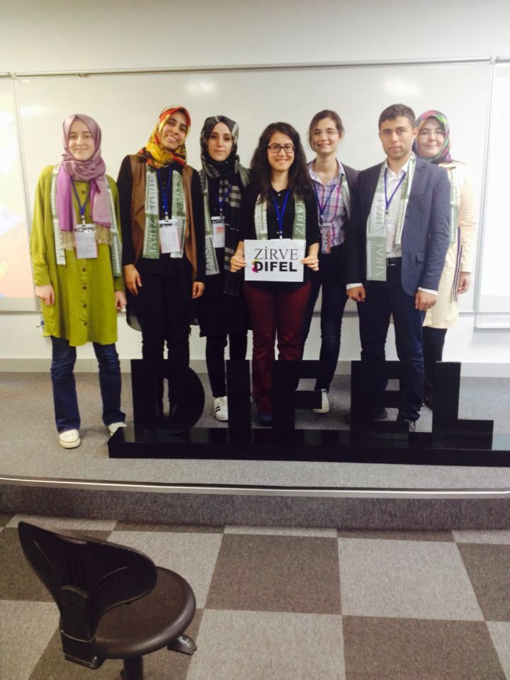 Sentetik Biyoloji yarışmasını ilk etabının1.'si "ZIRVE DIFEL" takımı olmuştur. Kendilerini tebrik ediyoruz.