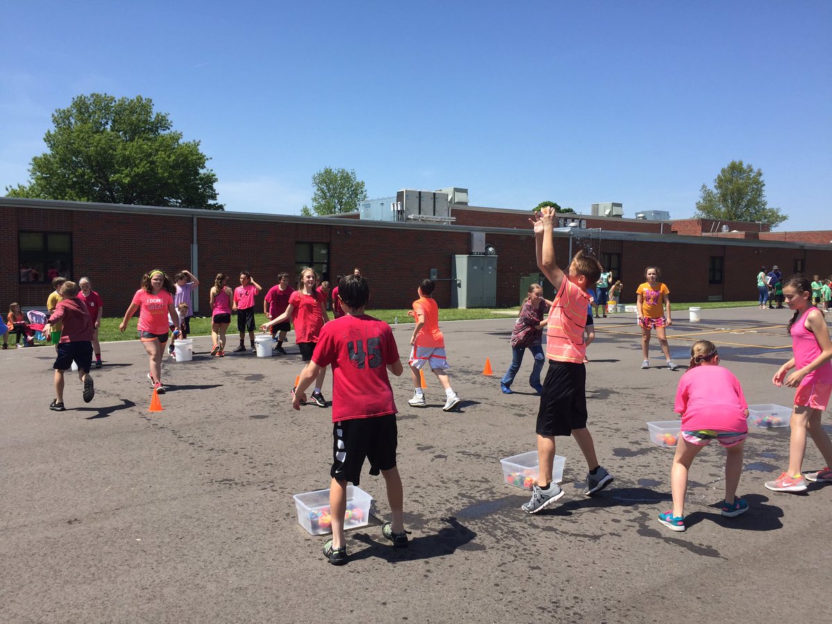 marna78's tweet photo. Today's shout out is to Coach Allen!  Play day queen!#sjsdproud  #ellisonrocks https://t.co/pajxZaLqBY