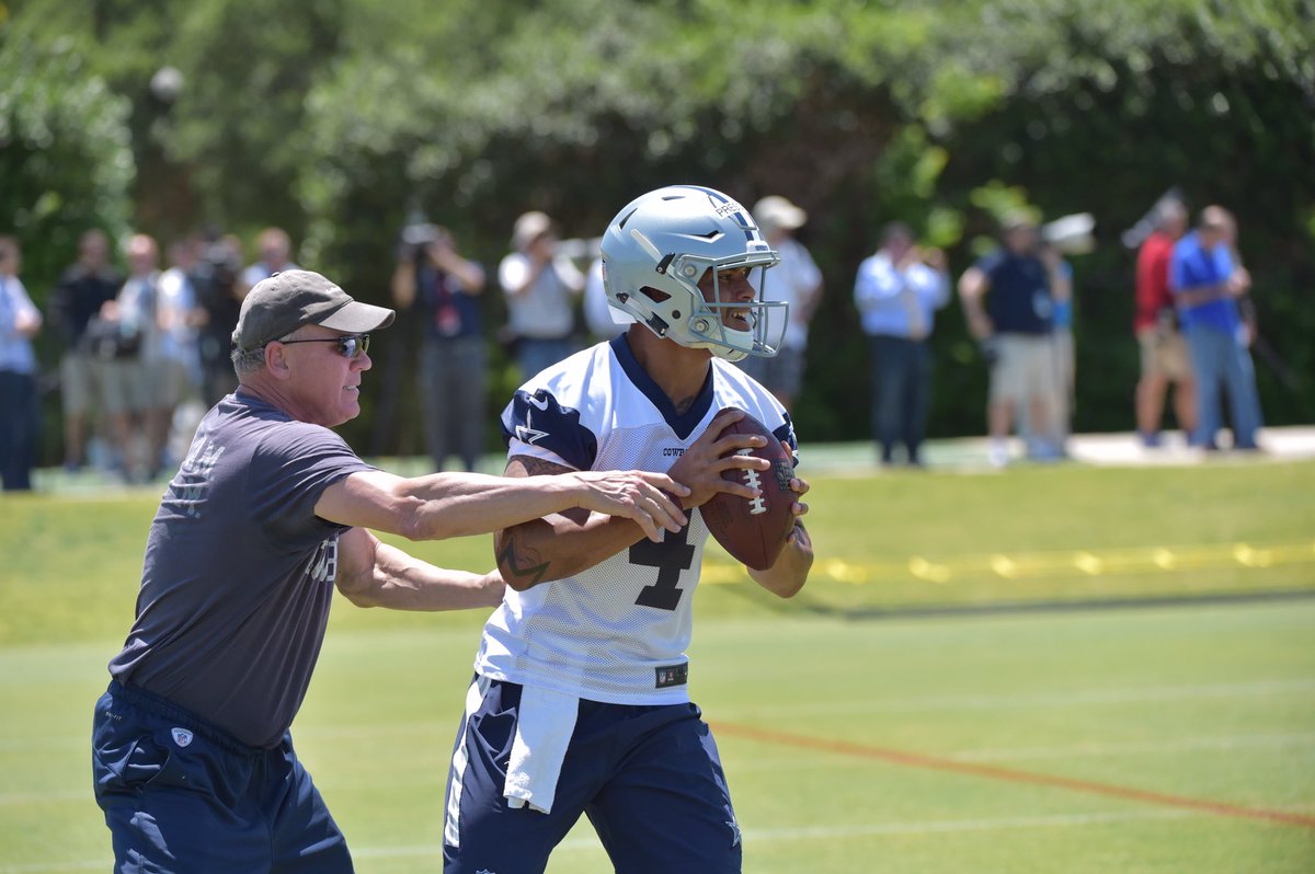 dallascowboys's tweet photo. First look at @15_DakP in silver and blue! https://t.co/AlxRk0ata6