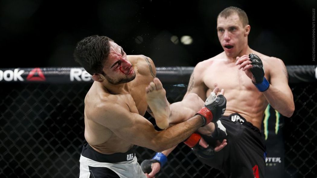 arielhelwani's tweet image. James Vick vs. Beneil Dariush targeted for UFC 199 -- mmafighting.com/2016/5/6/11611…