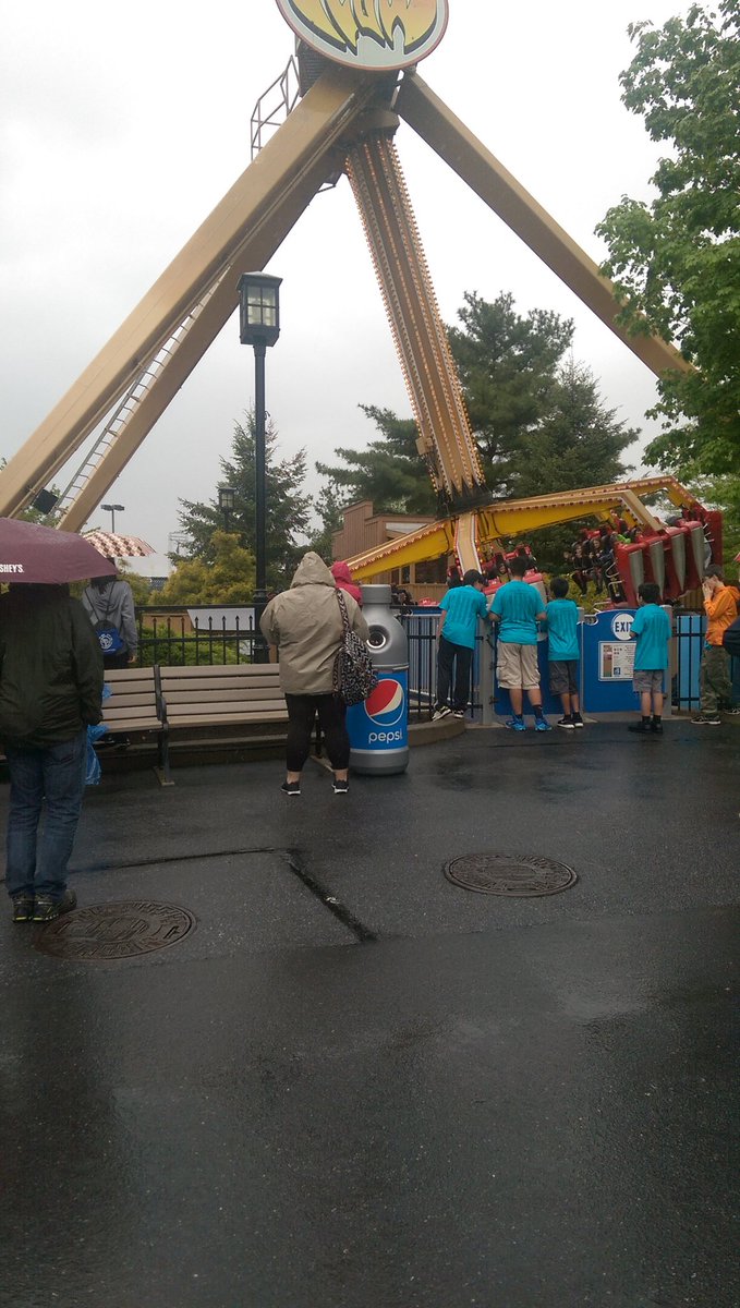 This ride has it all: #rotationalmotion, #oscillatingmotion, and soaking wet seats. #rlphun