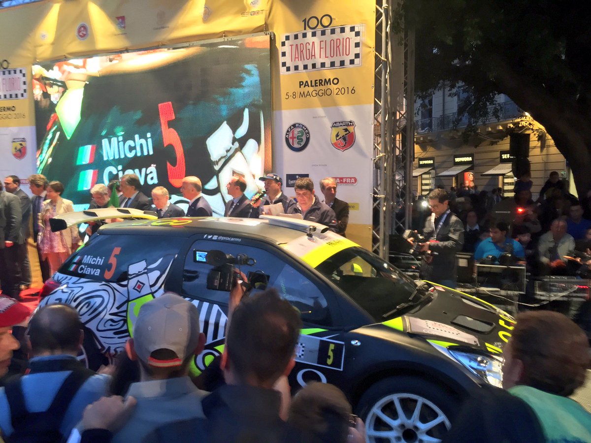Sul palco partenza della #100thTargaFlorio #ProcarMotorsport c'è! #targaflorio #Citroën Ds3 R5