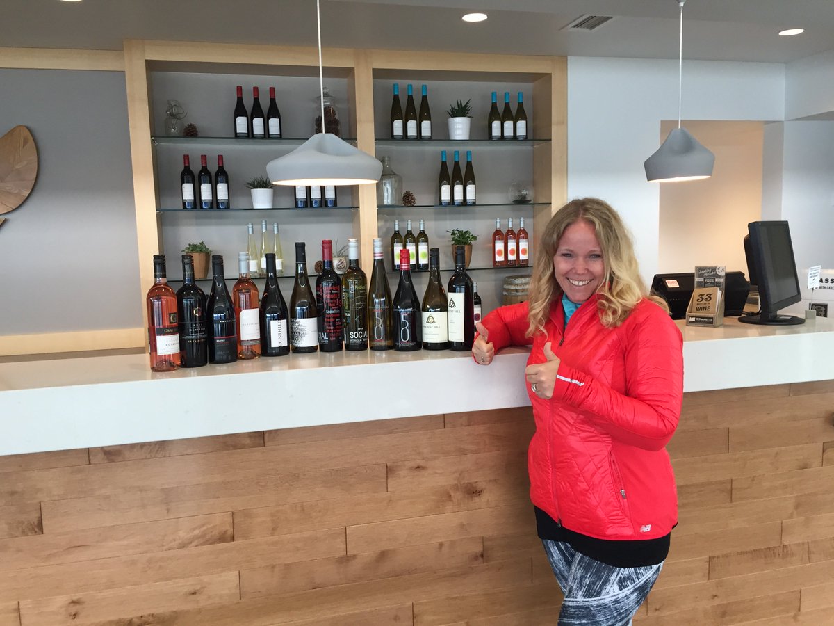 GrayMonkWinery's tweet photo. Congratulations to @ScenicSip 4th Annual TLC mixed case winner Renee Leboe! Enjoy your @ScenicSip Wine! https://t.co/DzWZC4SVeZ