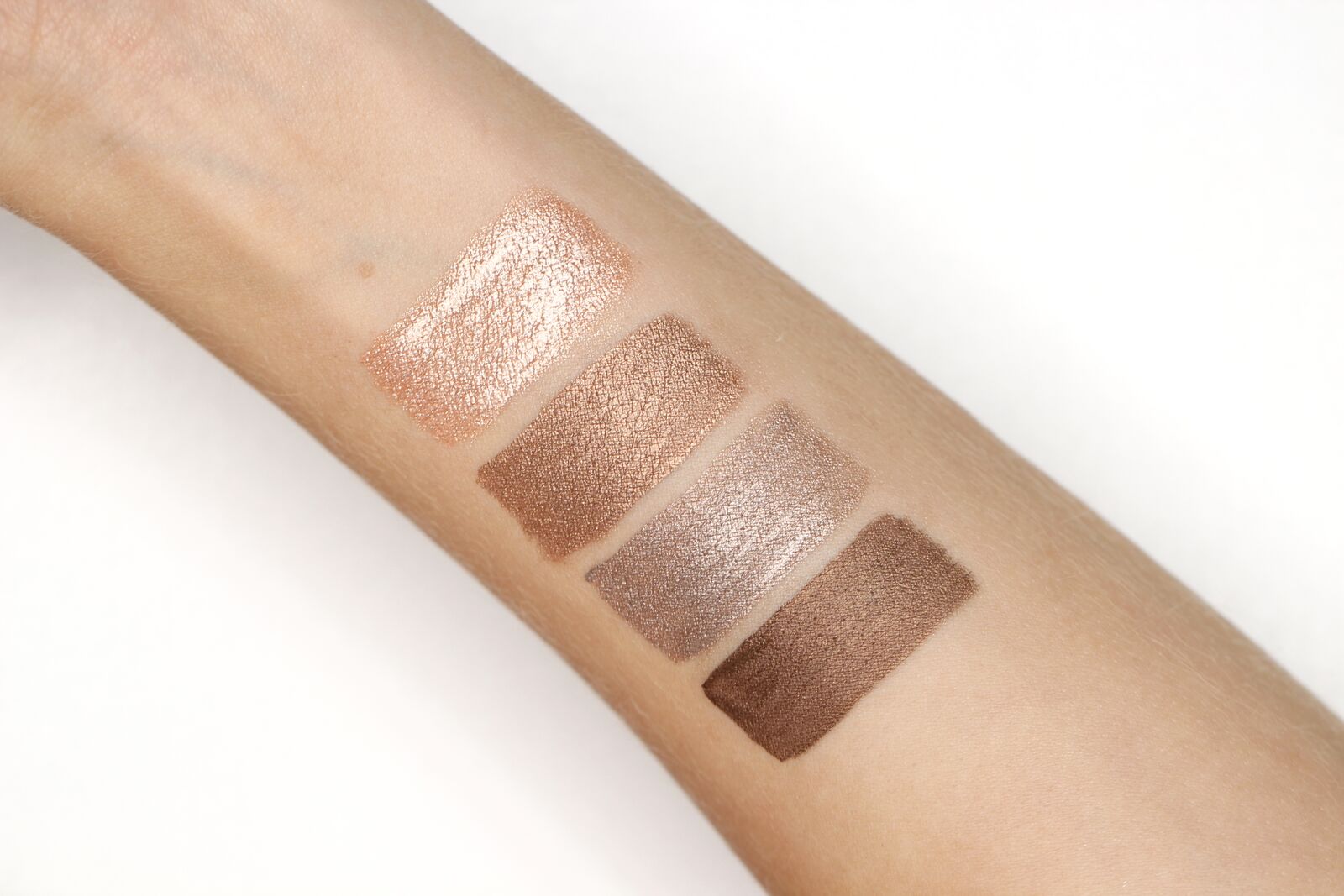 Wander Beauty on Twitter: "Swatches of our Exquisite Eye Liquid Shadows.  From left to right: Champagne, Bronze, Dove Grey, &amp; Mocha  https://t.co/BtFAG9r6HU" / Twitter