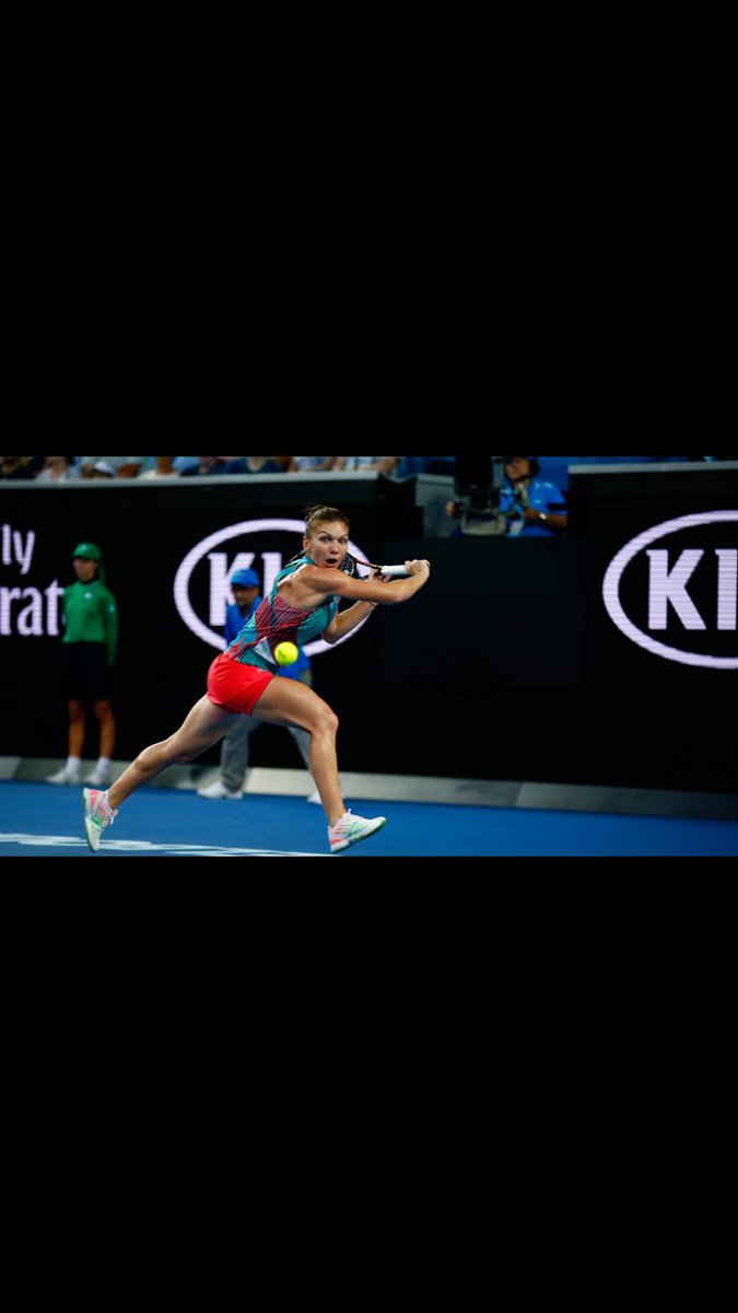 DariaIoanaM's tweet photo. #FinalMadrid #proudofSimona https://t.co/aiGLoi5Mjg