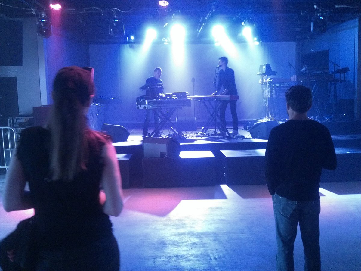 jcaspes's tweet image. #nsday #nuitsso2016 #Lyon du live du soleil! Yeh!