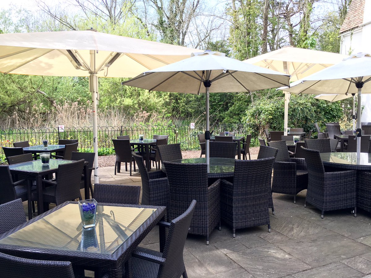 richardbagnold's tweet photo. #England is full of these delightful #riverside #pubs that you never knew were there(!).  Nice find: @brampton_mill https://t.co/oropjvpzN5