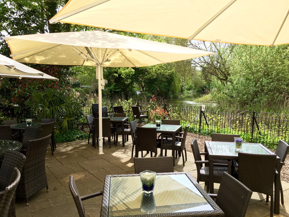 #England is full of these delightful #riverside #pubs that you never knew were there(!).  Nice find: <a href="/brampton_mill/">The Brampton Mill</a>