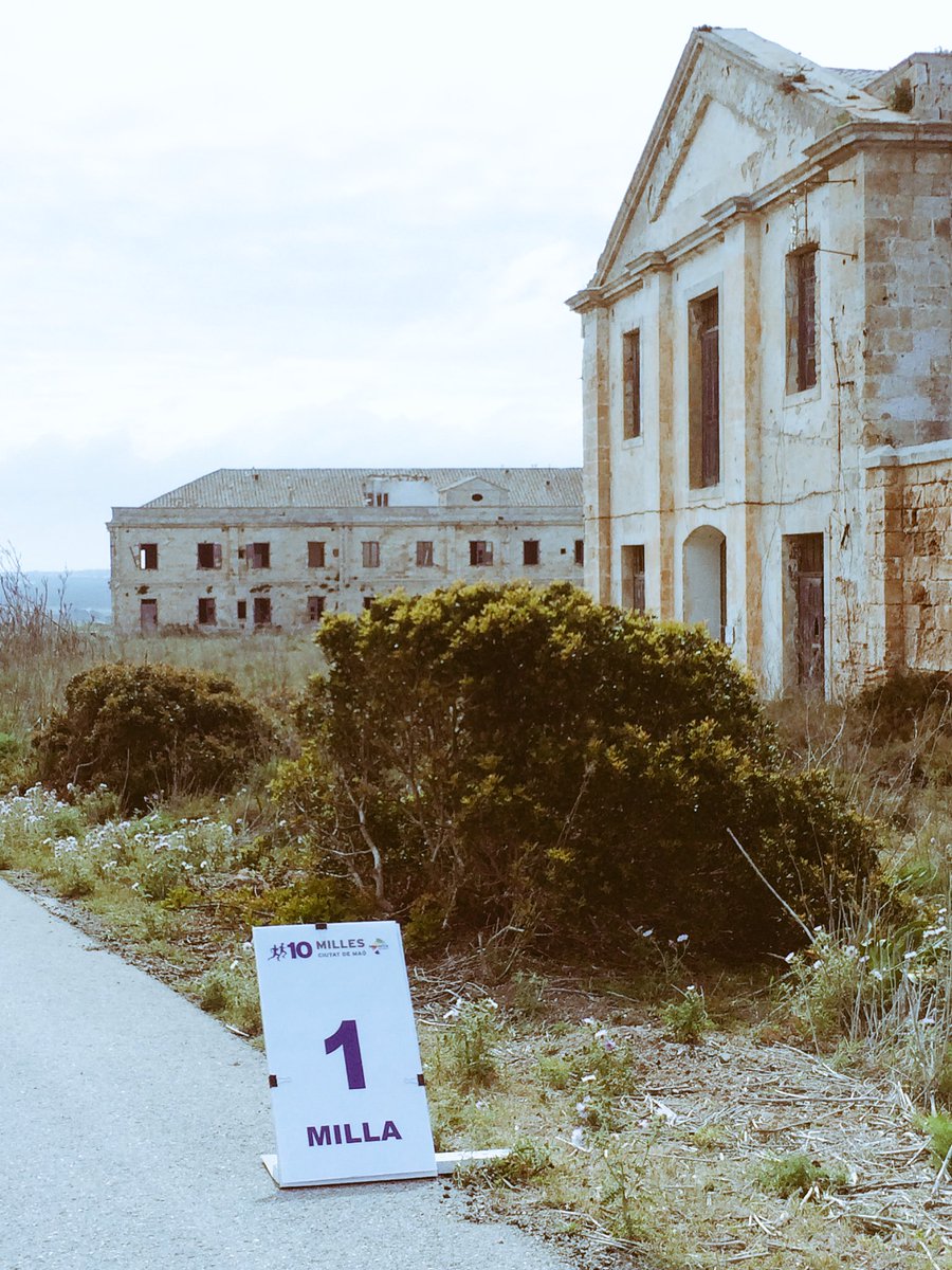 DynamicMenorca's tweet photo. Revisando el circuito..... https://t.co/pwkHfEu28u